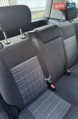 Хэтчбек Mercedes-Benz A-Class 2005 в 