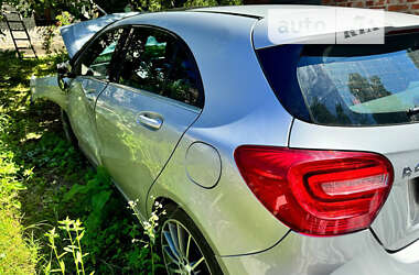 Хэтчбек Mercedes-Benz A-Class 2014 в Чернигове