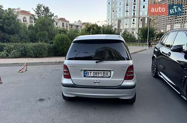 Хэтчбек Mercedes-Benz A-Class 2004 в 