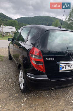 Хэтчбек Mercedes-Benz A-Class 2004 в 
