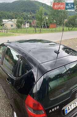 Хэтчбек Mercedes-Benz A-Class 2004 в 