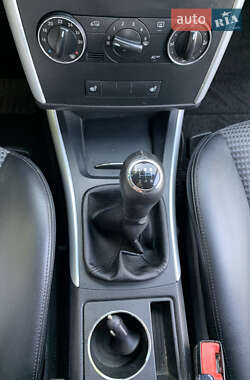 Хэтчбек Mercedes-Benz A-Class 2004 в 