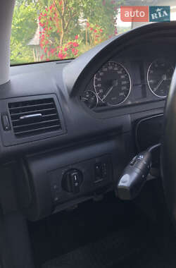 Хэтчбек Mercedes-Benz A-Class 2004 в 