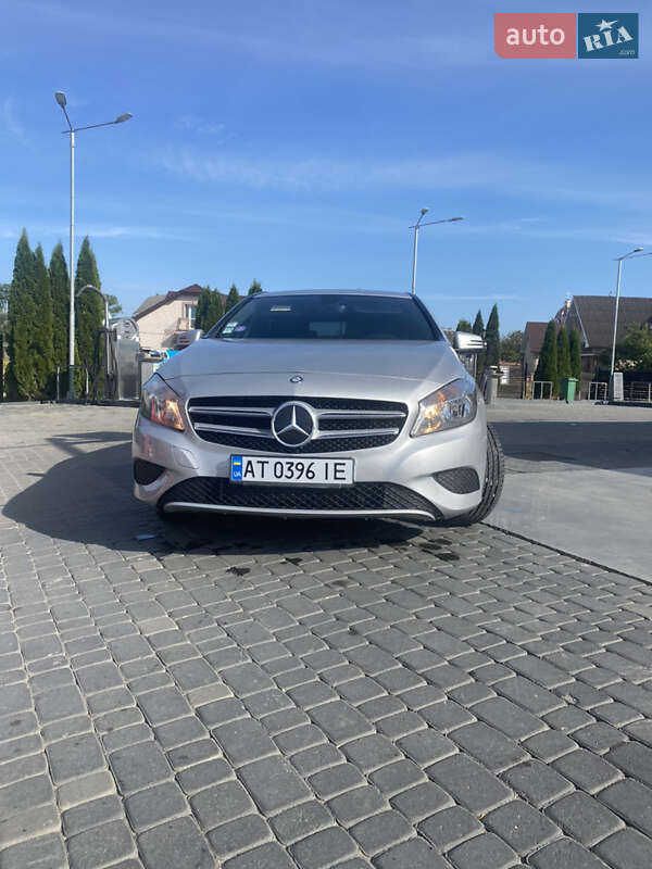 Хэтчбек Mercedes-Benz A-Class 2012 в Ивано-Франковске