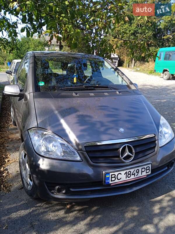 Хэтчбек Mercedes-Benz A-Class 2010 в Радехове