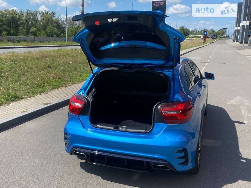 Хэтчбек Mercedes-Benz A-Class 2017 в Киеве