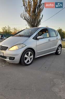 Хэтчбек Mercedes-Benz A-Class 2005 в 