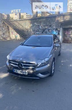 Хэтчбек Mercedes-Benz A-Class 2013 в Днепре