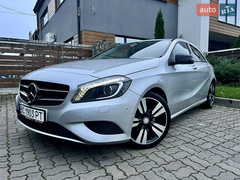 Хэтчбек Mercedes-Benz A-Class 2015 в Львове фото 10 Хэтчбек Mercedes-Benz A-Class 2015 в Львове