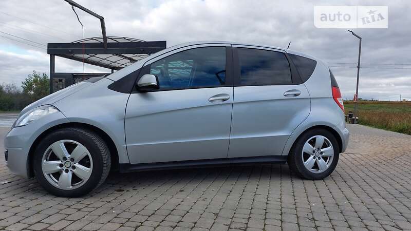 Хетчбек Mercedes-Benz A-Class 2010 в Нововолинську