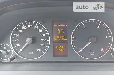 Хэтчбек Mercedes-Benz A-Class 2010 в 