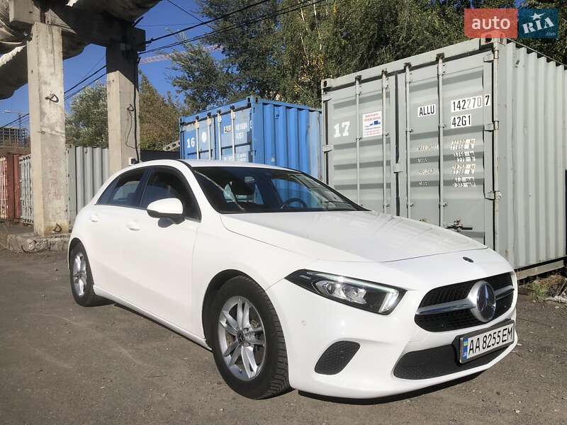Хетчбек Mercedes-Benz A-Class 2018 в Києві