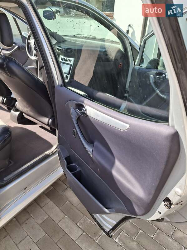 Хэтчбек Mercedes-Benz A-Class 2003 в Ровно