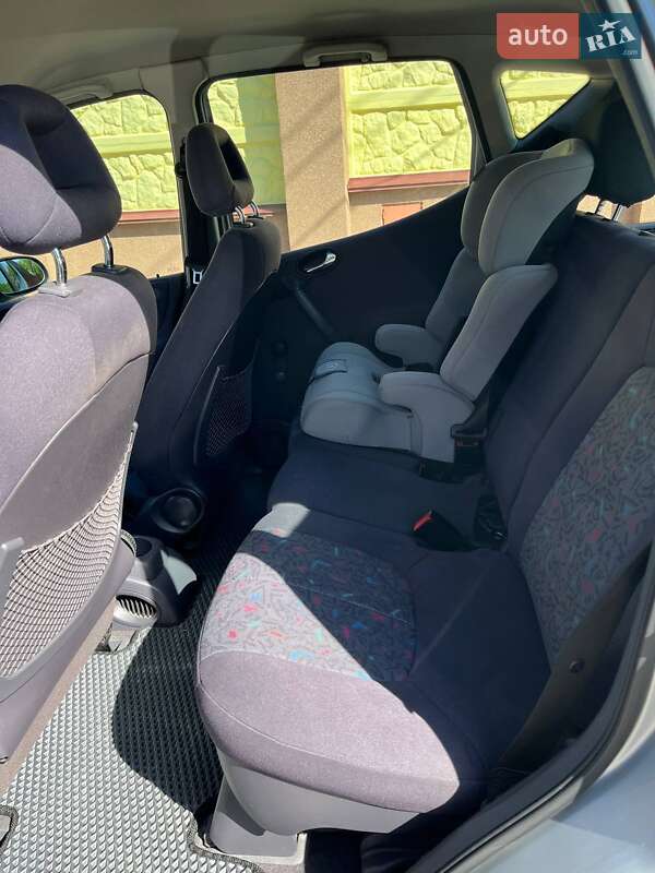 Хэтчбек Mercedes-Benz A-Class 2000 в Виннице