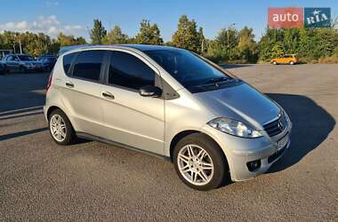 Хэтчбек Mercedes-Benz A-Class 2005 в 