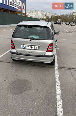 Хэтчбек Mercedes-Benz A-Class 2003 в 