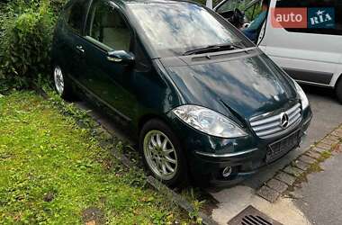 Хэтчбек Mercedes-Benz A-Class 2006 в 