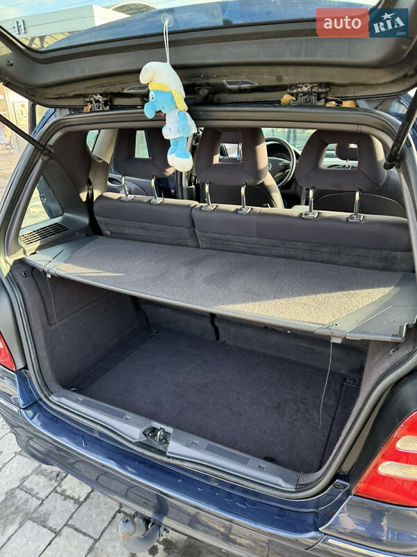 Купе Mercedes-Benz A-Class 2004 в Ужгороде