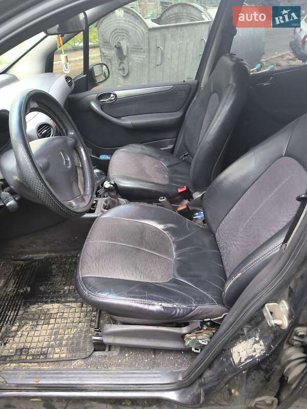 Хэтчбек Mercedes-Benz A-Class 2001 в Киеве фото 15 Хэтчбек Mercedes-Benz A-Class 2001 в Киеве