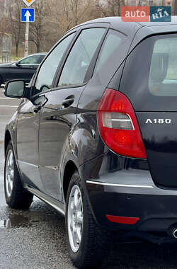 Хэтчбек Mercedes-Benz A-Class 2009 в Киеве