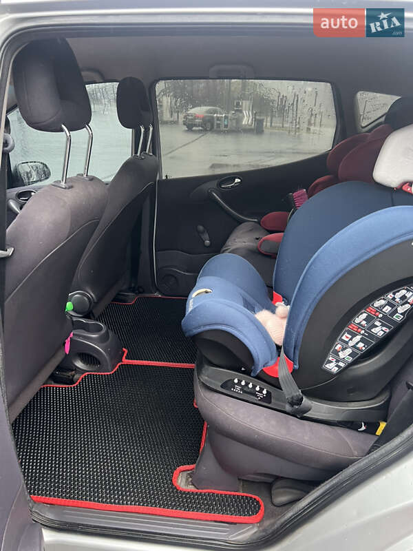 Хетчбек Mercedes-Benz A-Class 2001 в Чернівцях