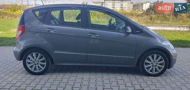 Хетчбек Mercedes-Benz A-Class 2012 в Ужгороді