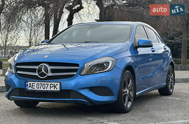 Хэтчбек Mercedes-Benz A-Class 2012 в Днепре