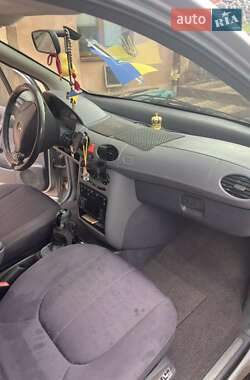 Хэтчбек Mercedes-Benz A-Class 2000 в 