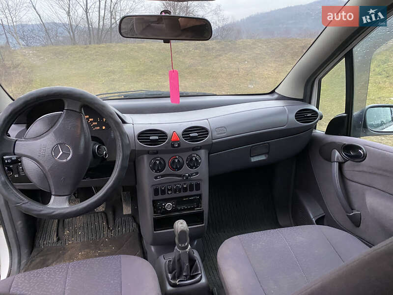 Хэтчбек Mercedes-Benz A-Class 2000 в Драгово