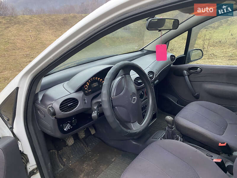 Хэтчбек Mercedes-Benz A-Class 2000 в Драгово