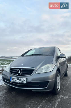 Хэтчбек Mercedes-Benz A-Class 2009 в Нововолынске