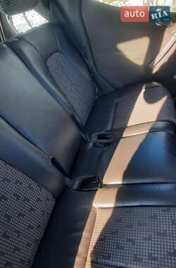 Хэтчбек Mercedes-Benz A-Class 2000 в 