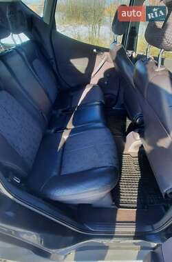 Хэтчбек Mercedes-Benz A-Class 2000 в 
