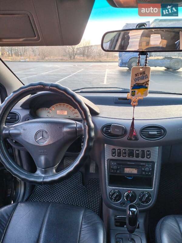 Хетчбек Mercedes-Benz A-Class 2003 в Кропивницькому