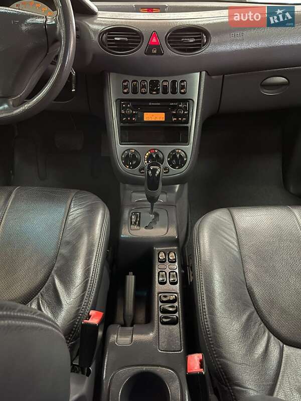 Хетчбек Mercedes-Benz A-Class 2003 в Кропивницькому