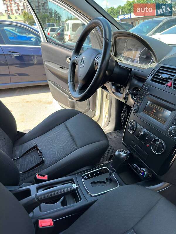 Хэтчбек Mercedes-Benz A-Class 2011 в Ровно