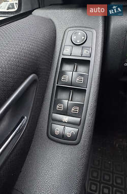 Хэтчбек Mercedes-Benz A-Class 2005 в 