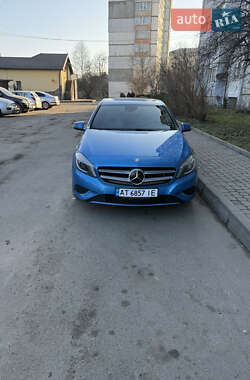 Хетчбек Mercedes-Benz A-Class 2014 в Івано-Франківську