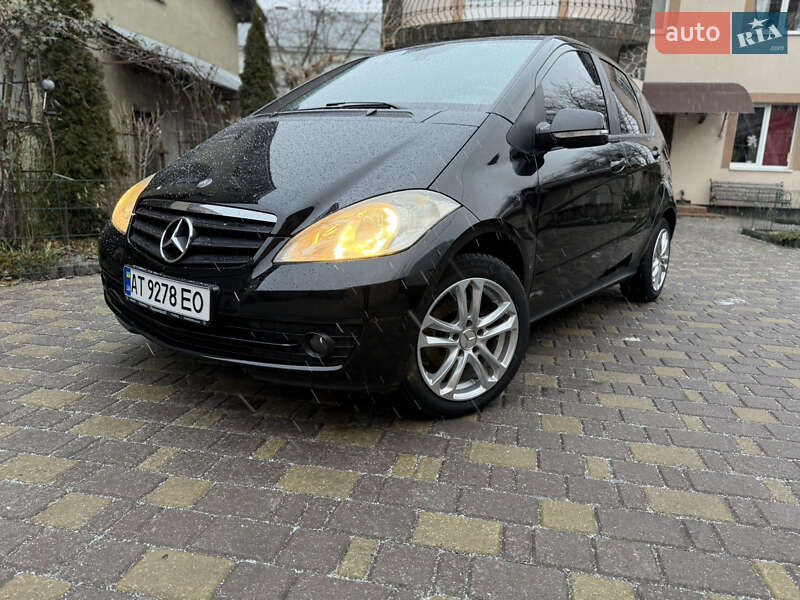 Хэтчбек Mercedes-Benz A-Class 2009 в Ивано-Франковске