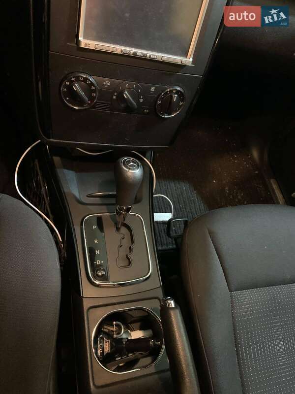 Хэтчбек Mercedes-Benz A-Class 2010 в Киеве фото 9 Хэтчбек Mercedes-Benz A-Class 2010 в Киеве