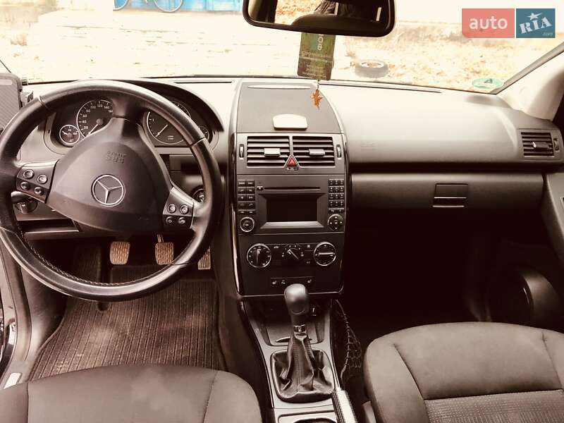 Хетчбек Mercedes-Benz A-Class 2012 в Володимирці