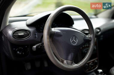 Хэтчбек Mercedes-Benz A-Class 2002 в 
