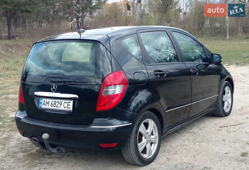 Хэтчбек Mercedes-Benz A-Class 2010 в Житомире