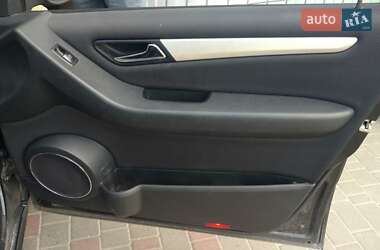 Хэтчбек Mercedes-Benz A-Class 2010 в 