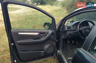 Хэтчбек Mercedes-Benz A-Class 2010 в 