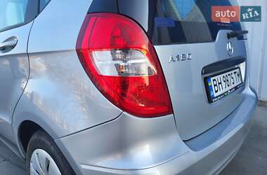 Хетчбек Mercedes-Benz A-Class 2010 в 