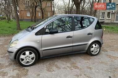 Хэтчбек Mercedes-Benz A-Class 2000 в 