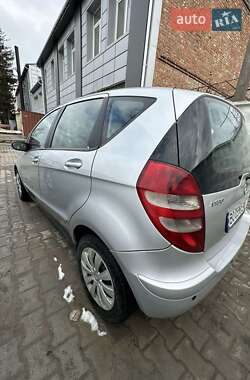 Хетчбек Mercedes-Benz A-Class 2005 в 
