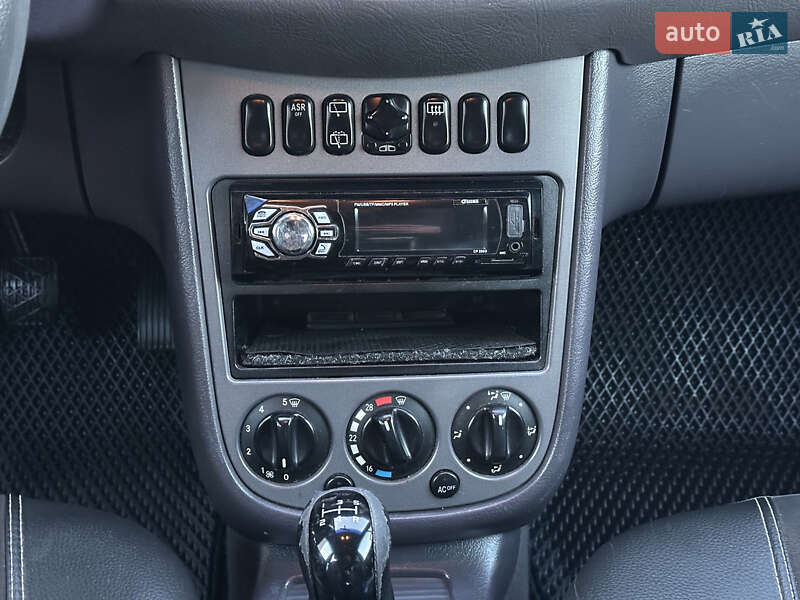 Хэтчбек Mercedes-Benz A-Class 2003 в Стрые фото 20 Хэтчбек Mercedes-Benz A-Class 2003 в Стрые