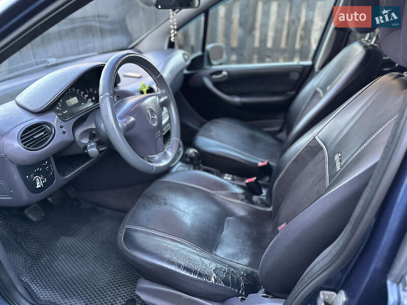 Хэтчбек Mercedes-Benz A-Class 2003 в Стрые фото 28 Хэтчбек Mercedes-Benz A-Class 2003 в Стрые